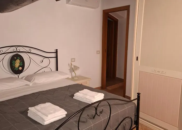 Ca' Di Leo Apartamento *